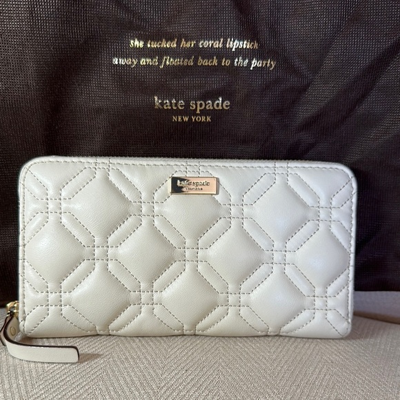 kate spade Handbags - Kate Spade White Quilted Leather Wallet